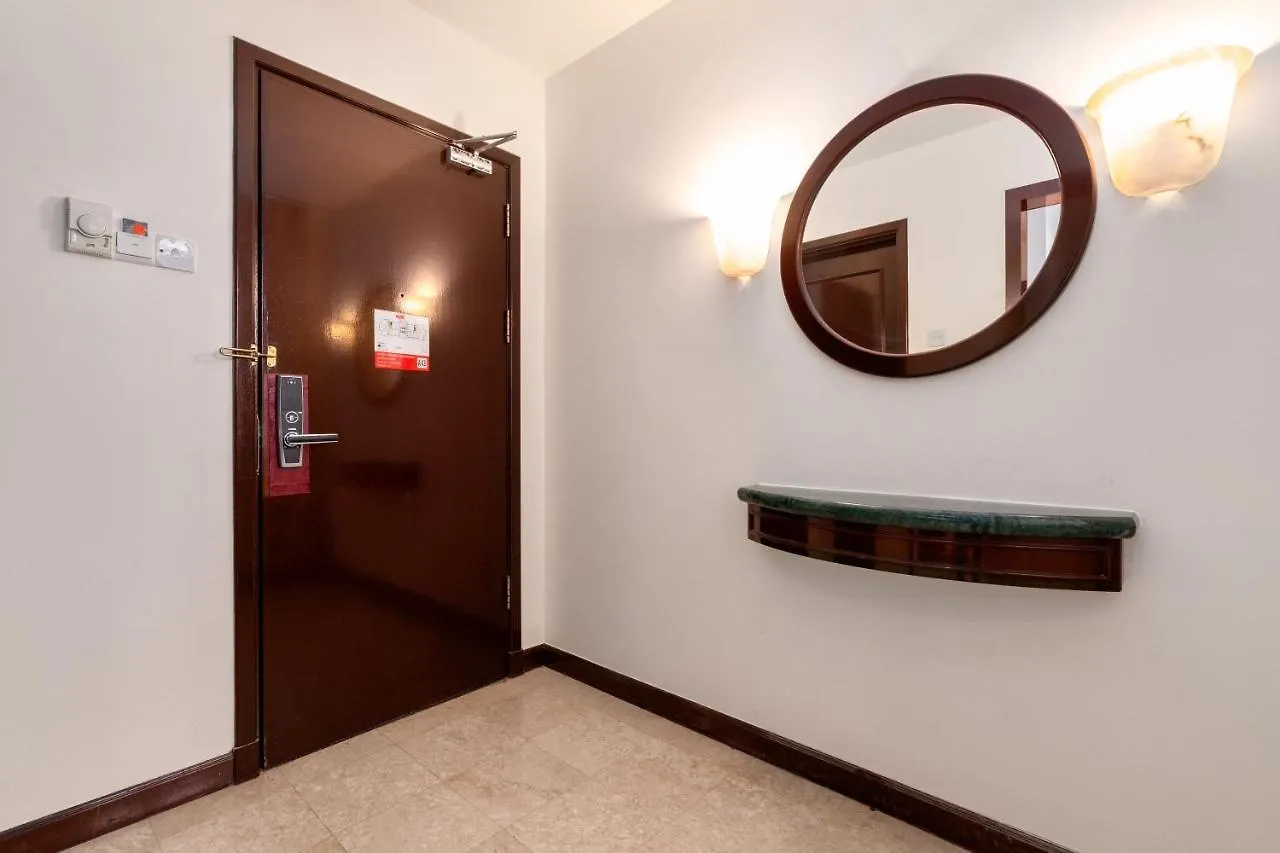 Luxhouz Suites At Times Square 쿠알라룸푸르 0*,
