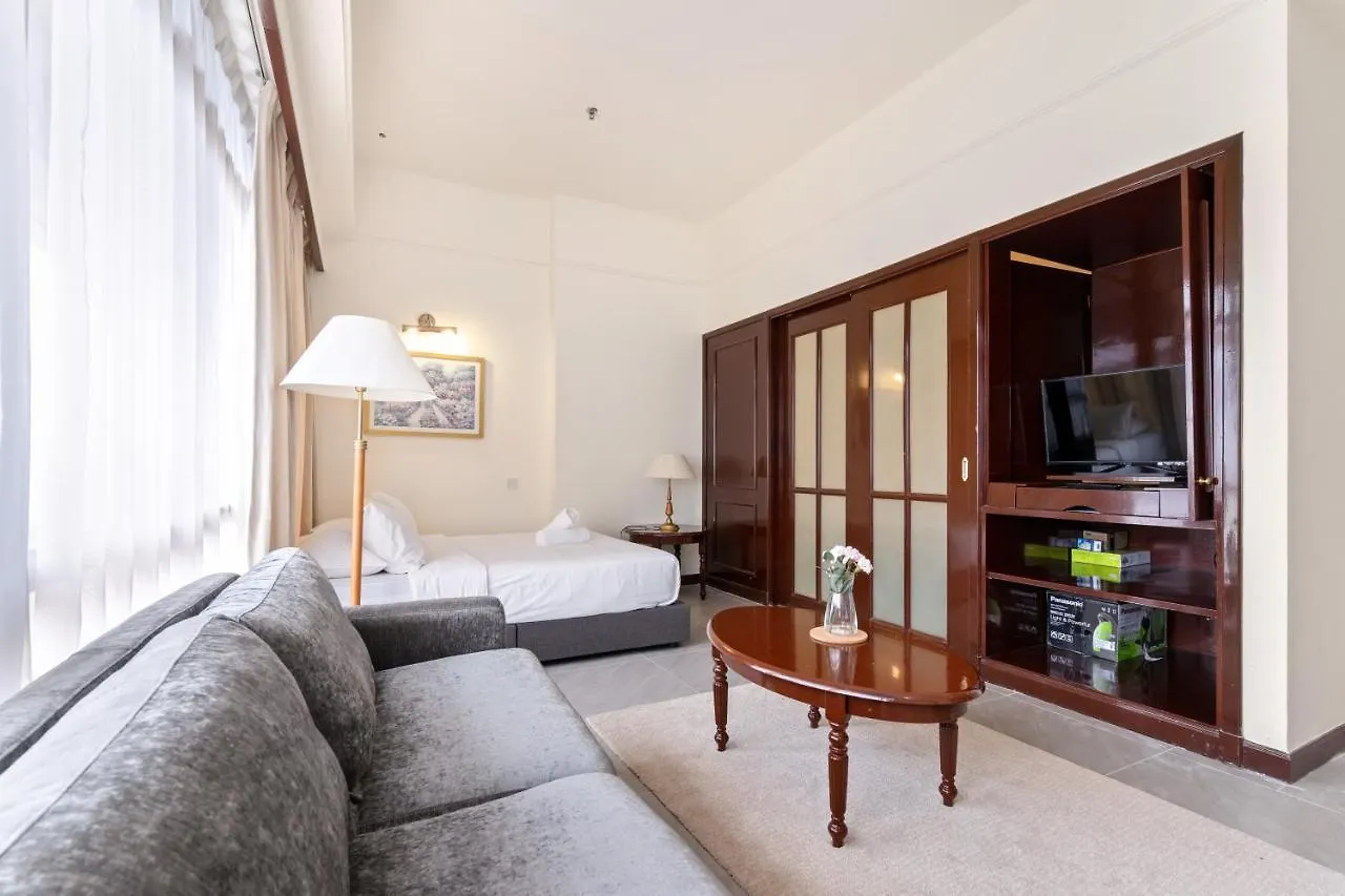 Luxhouz Suites At Times Square 쿠알라룸푸르 0*,