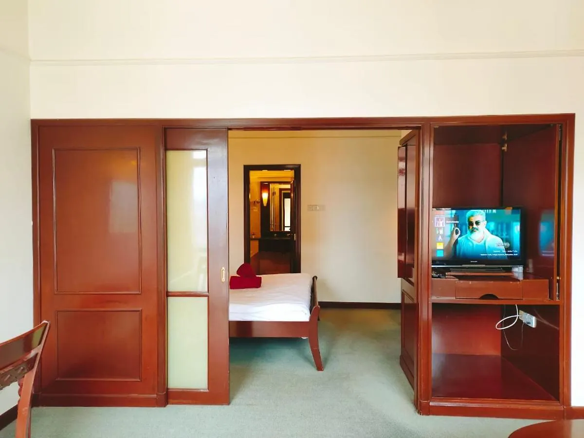 Luxhouz Suites At Times Square 쿠알라룸푸르