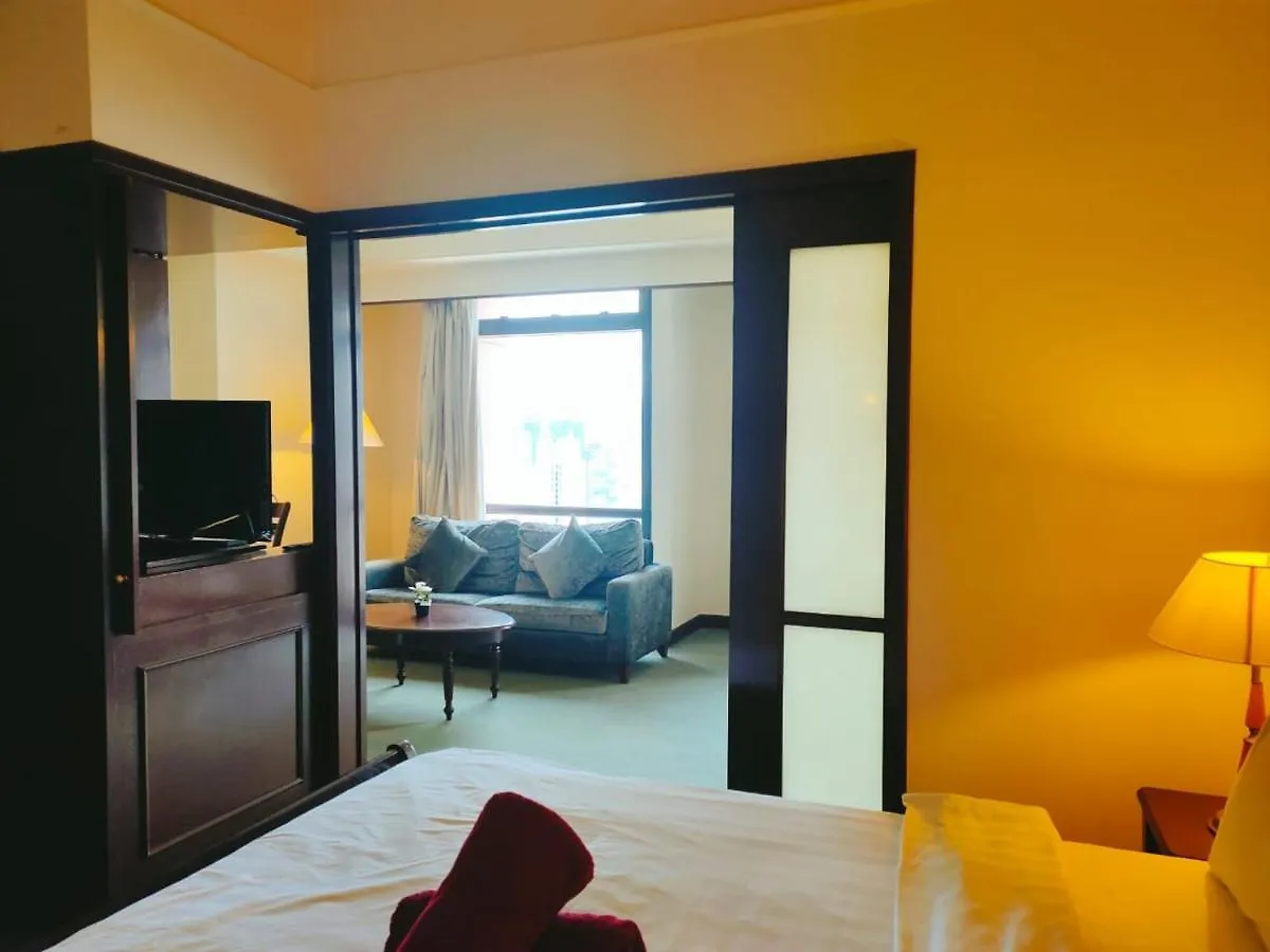 Luxhouz Suites At Times Square 쿠알라룸푸르 0*,