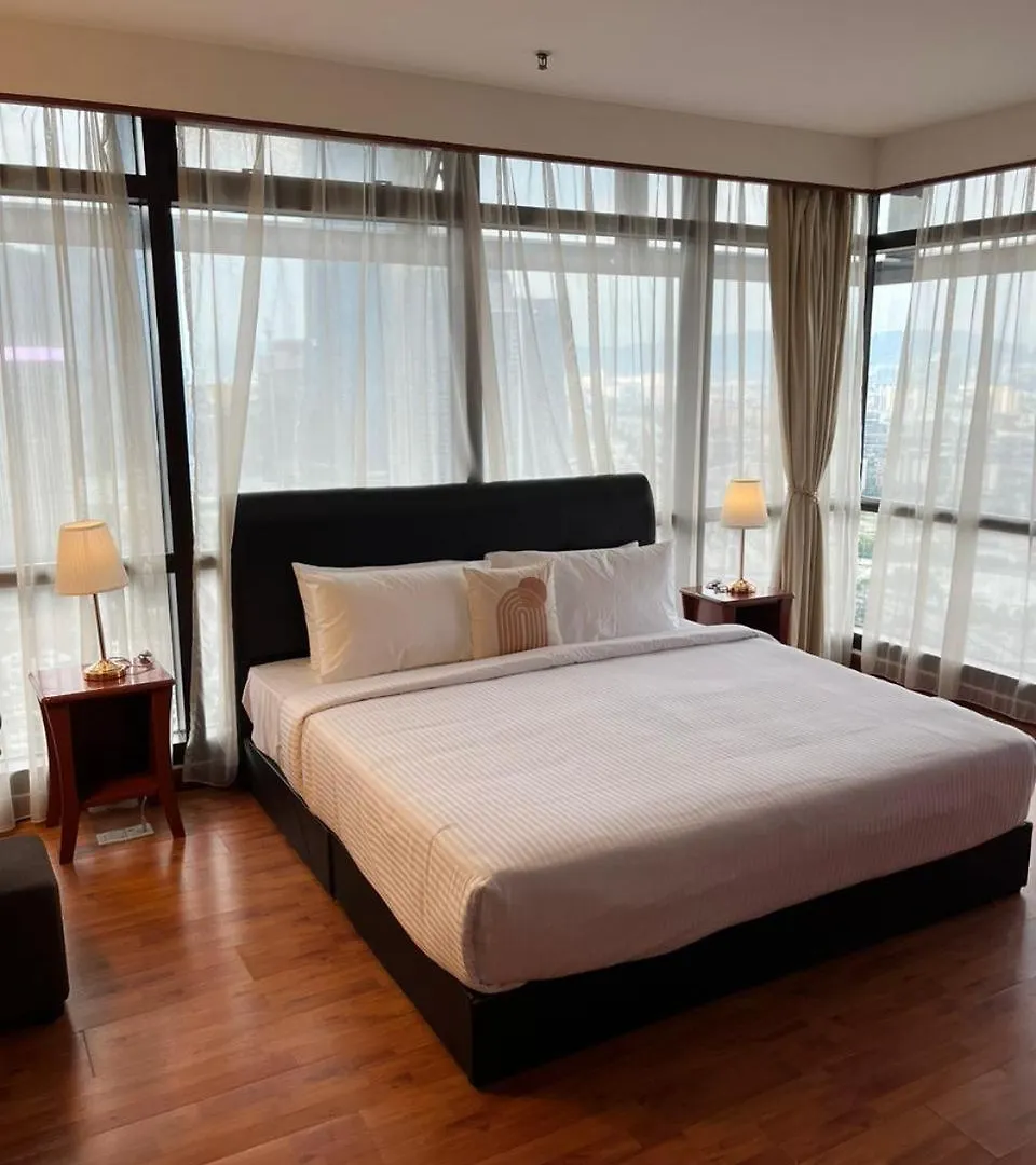아파트호텔 Luxhouz Suites At Times Square 쿠알라룸푸르