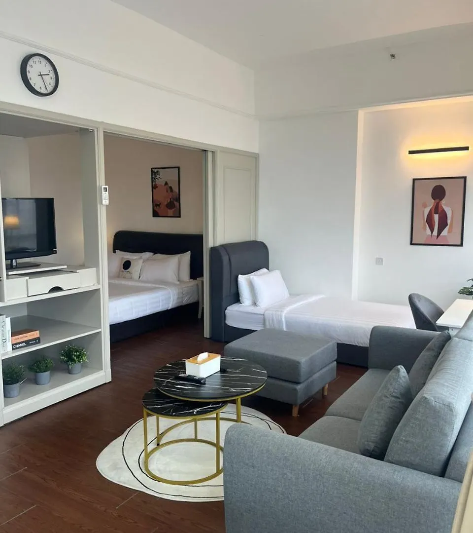Luxhouz Suites At Times Square 쿠알라룸푸르 아파트호텔